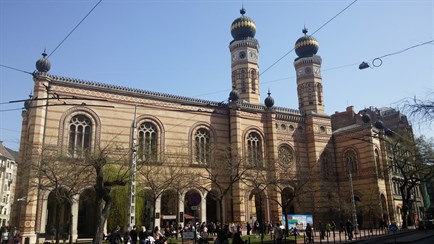 Budapest Dohany Synagogue